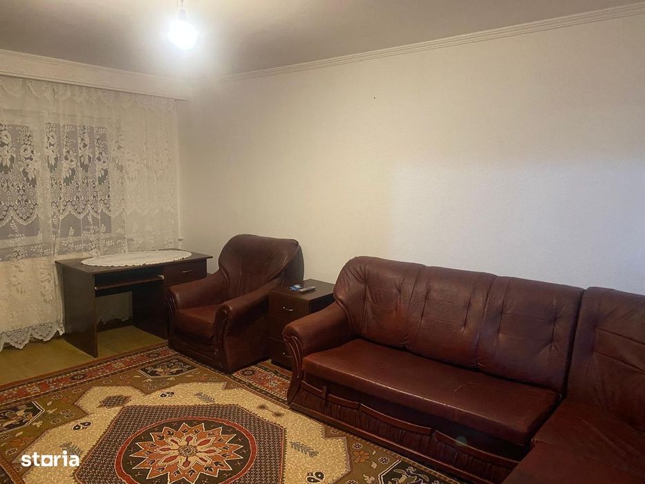 Apartament 3 camere de vanzare, zona-Exercitiu