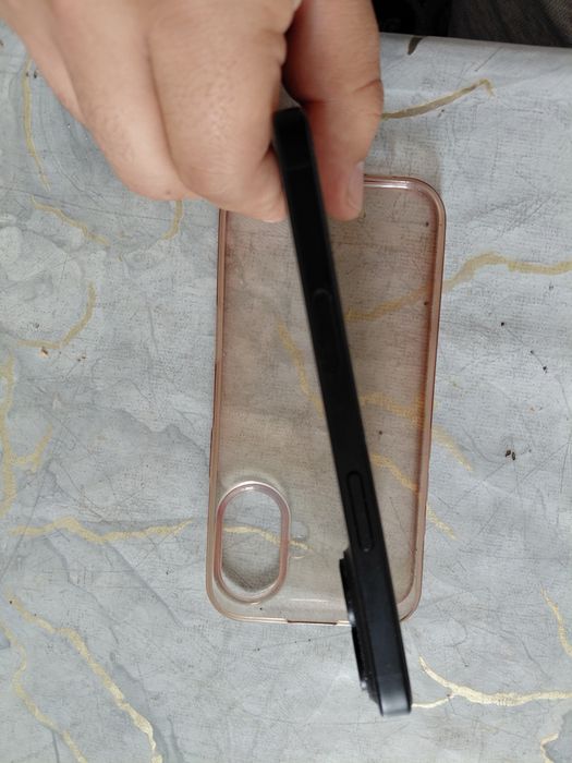 Iphone 16 черный