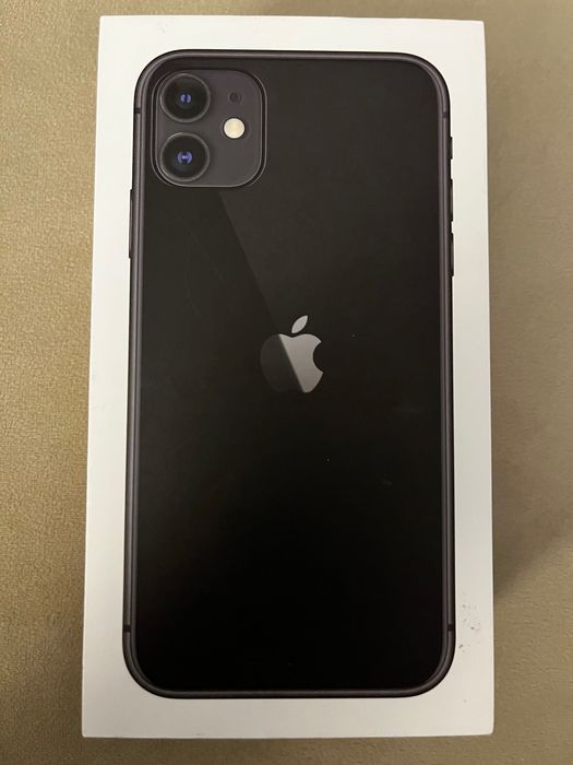 iPhone 11, 128 GB черен