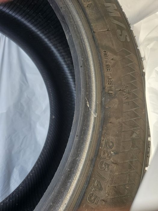 Гуми BMW X5 E53 спорт пакет, 255 50 r19 и 285 45 R19