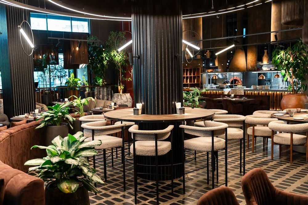 монтаж и подключение потолочных, подвесных колонок светомузыки Экрана