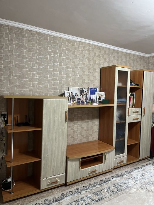 Продам шкаф стенку для гостиной