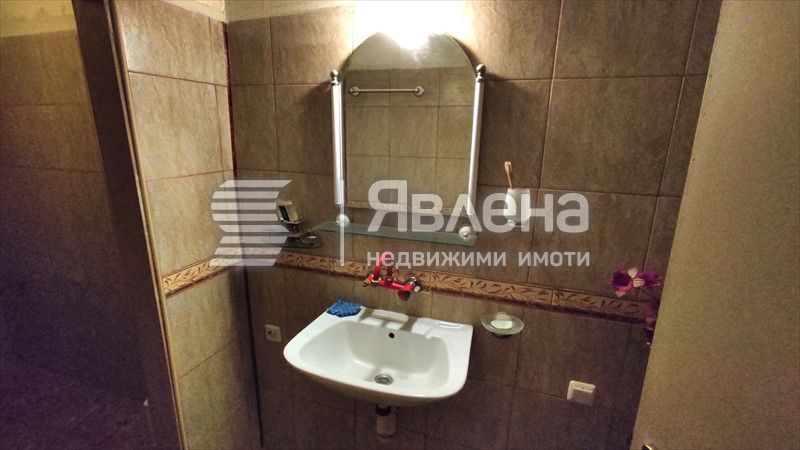 Продава се Офис в Бургас, Възраждане - 227 кв.м за 699 €/кв.м - Снимка #9