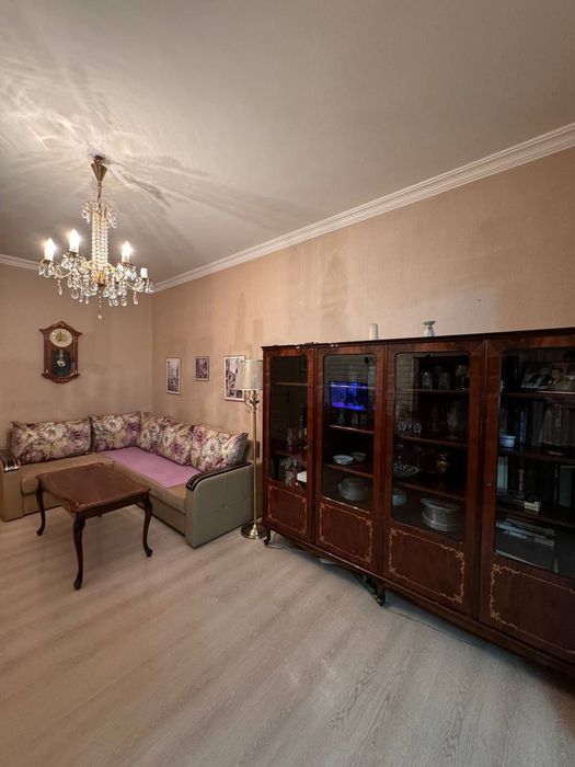 Беруни метро Анкология 3 хонали банковский дом