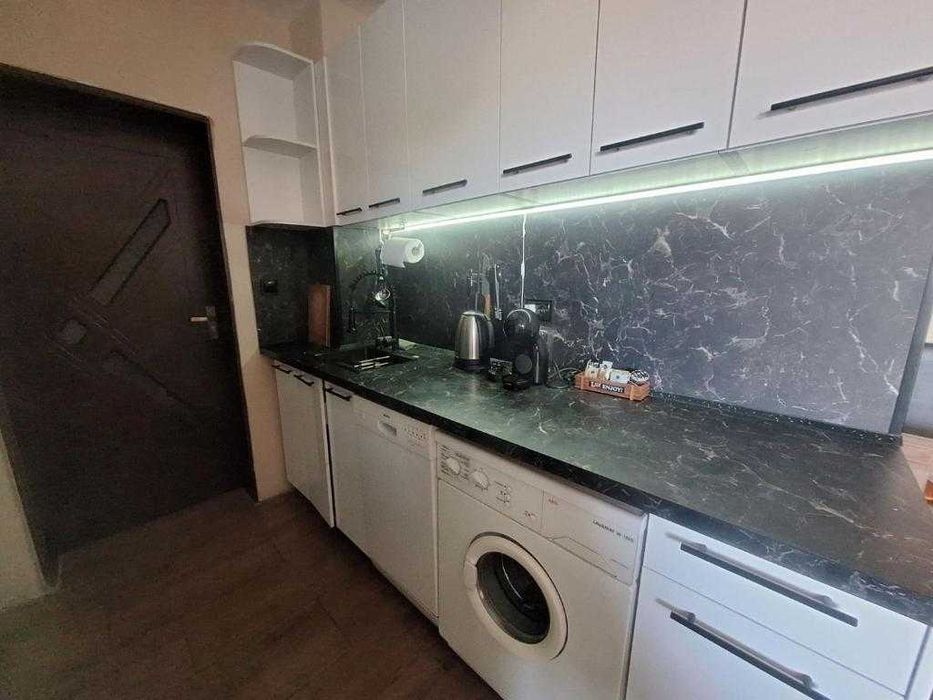 Дава се под наем Тристаен апартамент в Варна, Автогара - 75 кв.м за 600 € - Снимка #9
