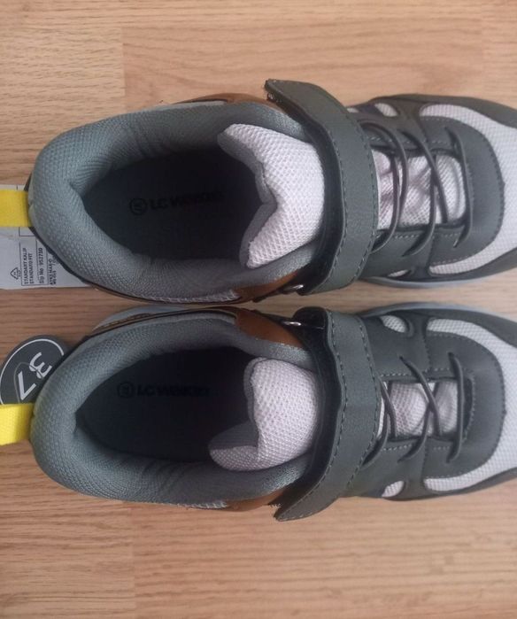 Adidași LC waikiki 37