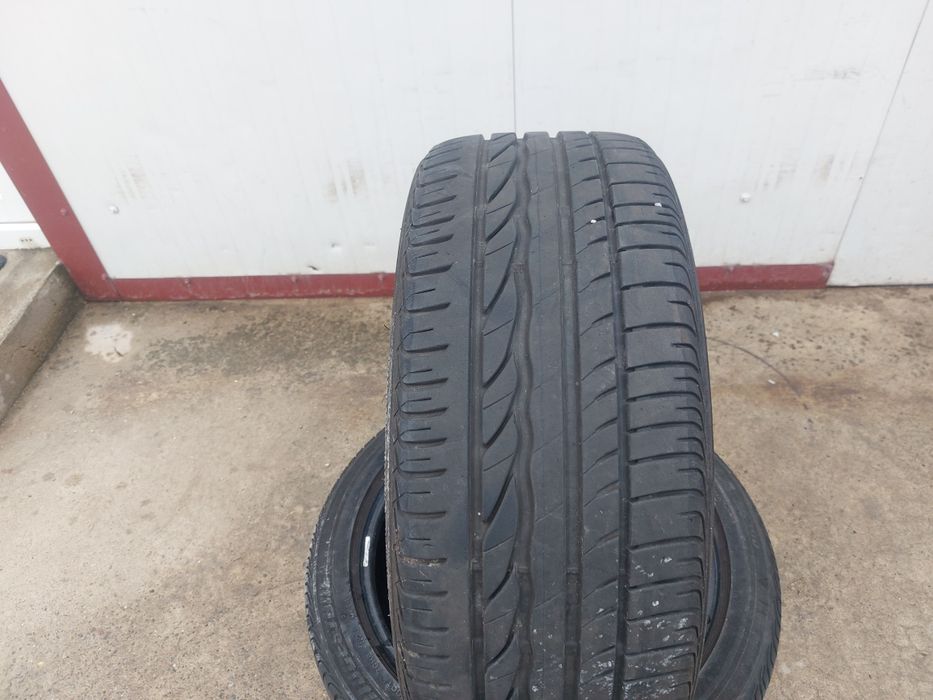 135 lei bucata! Doua anvelope de vara 225 45 r17 Bridgestone! 7 mm