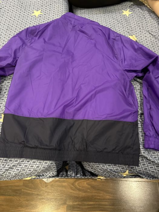 Nike лилаво шушлеково горнище