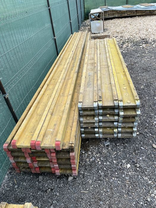 Inchiriez: panouri doka, popi metalici, grinzi, schela