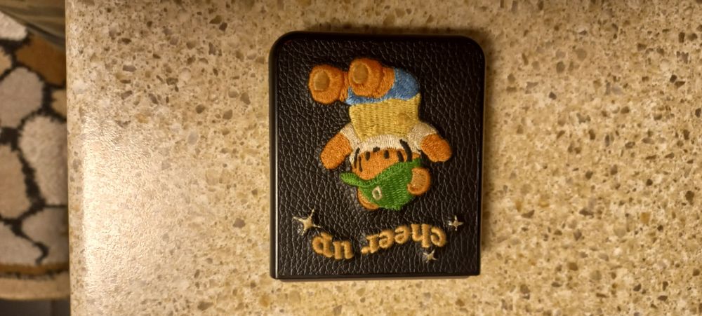 Продам  самсунг флип