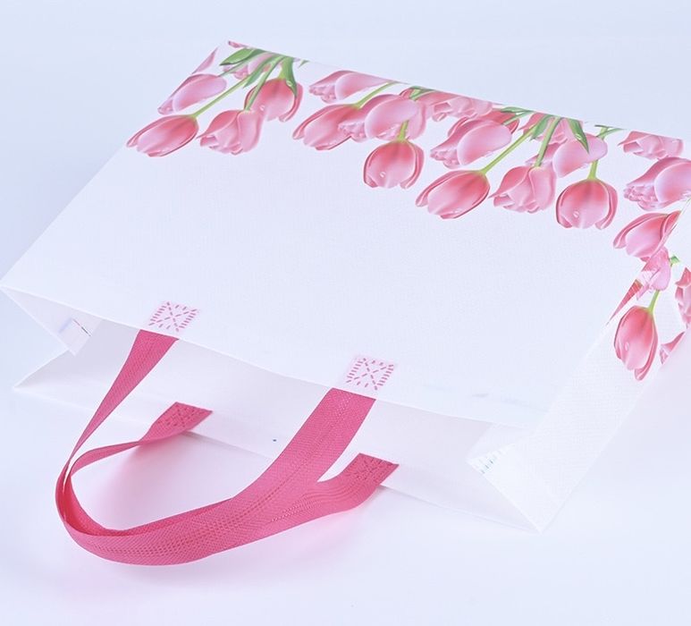 Подарочные пакеты