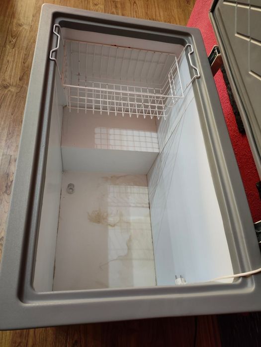 Продаётся морозильная камера Снеж. Цена договорная