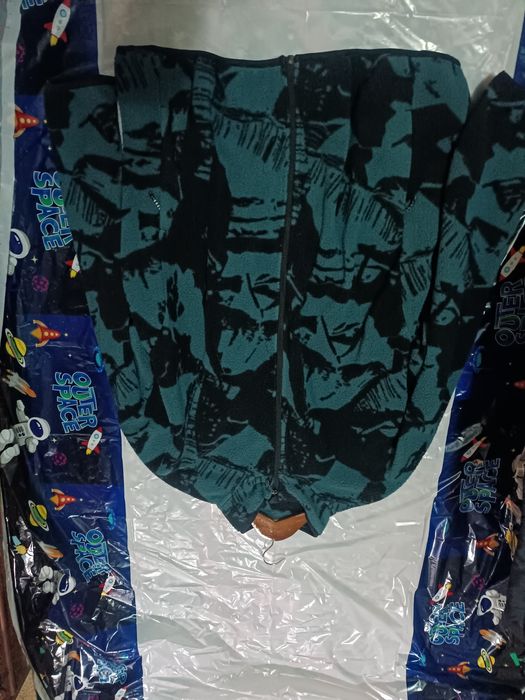 Куртки и спортивки