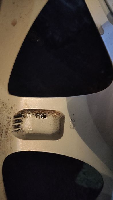 Продавам джанти 16"