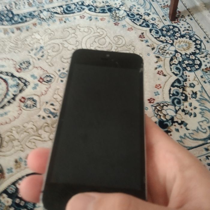 Продам айфон 5 упал в воду