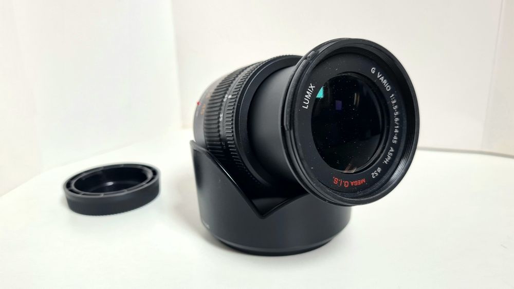Panasonic Lumix 14-45 f/3.5-5.6