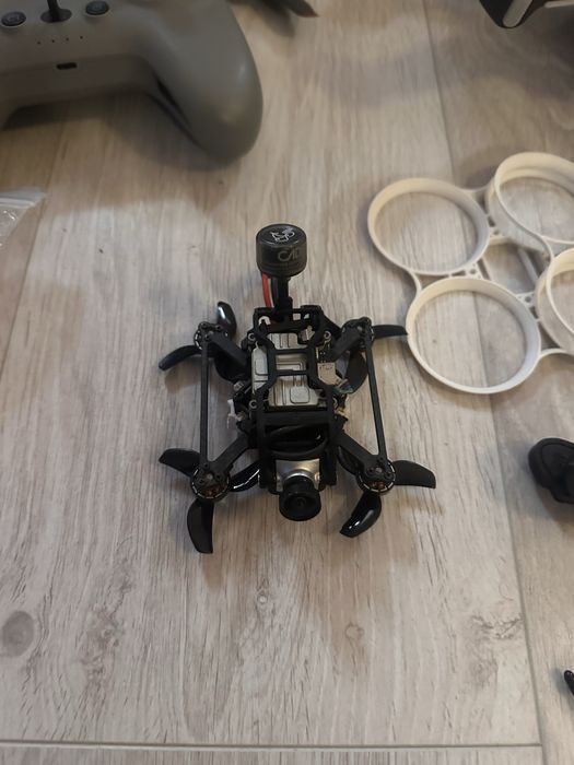 Urgent!! Kit FPV - Dji fpv + 2 drone custom+ radiomaster TX15