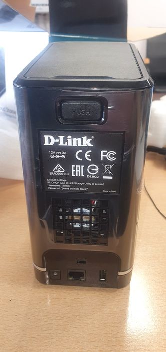 Сетевой хранилище D-Link DNS-320L
