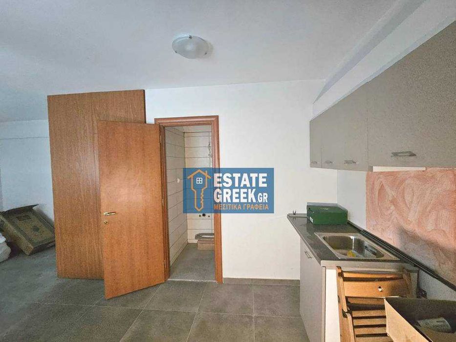 ПРОДАВА СЕ гарсониера 29 кв.м. в центъра на Кавала (код 8330)