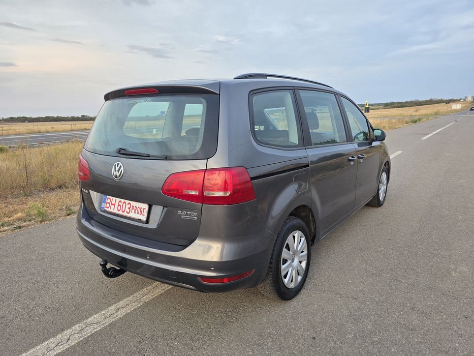 Volkswagen SHARAN 2.0 TDI 4x4 140 cp euro 5 2011