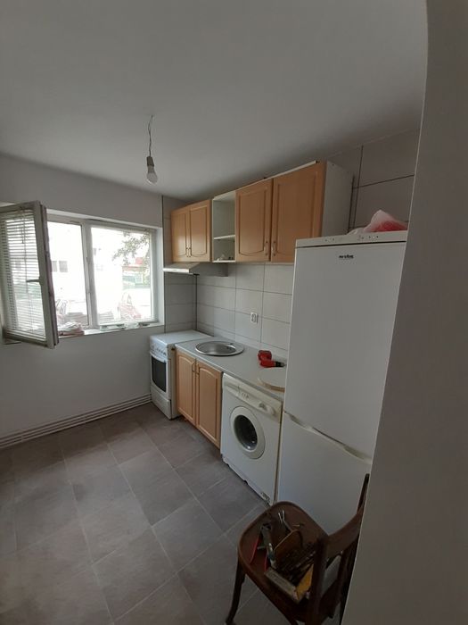 Vand garsoniera zona Obor