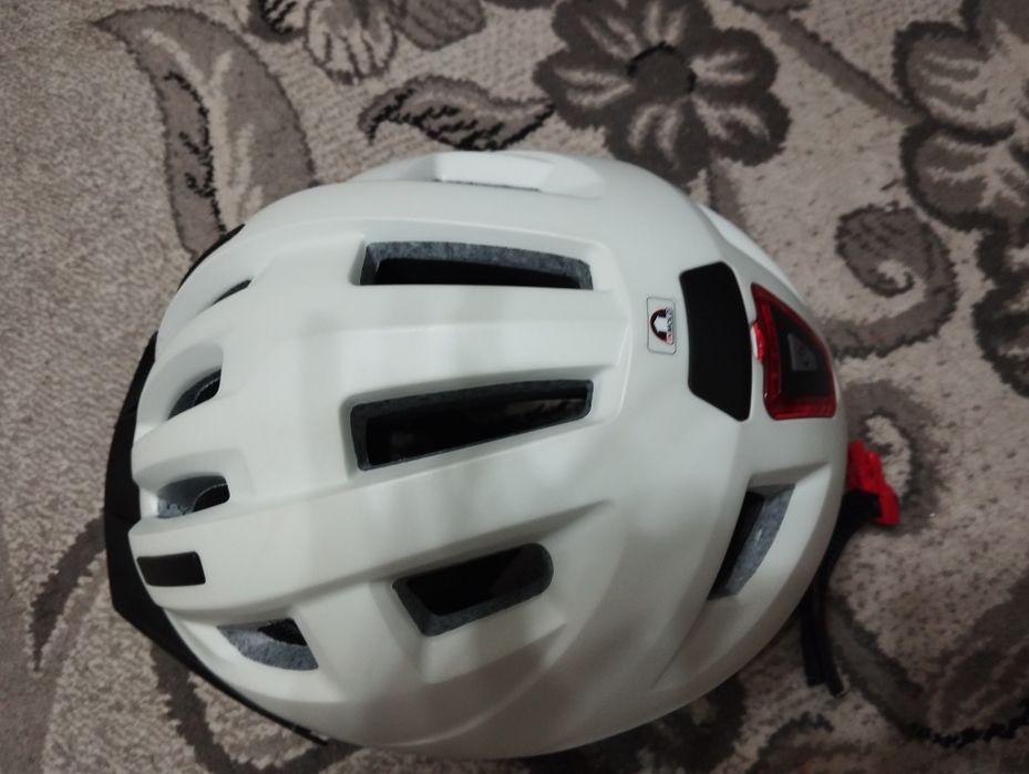 велосипедная каска