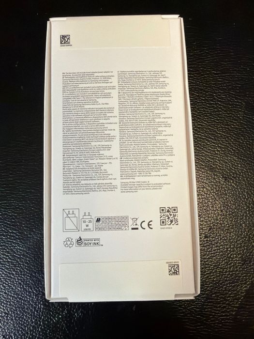 Samsung Galaxy A16 4G 128GB black.Две години гаранция. Чисто нов неразпечатана кутия.