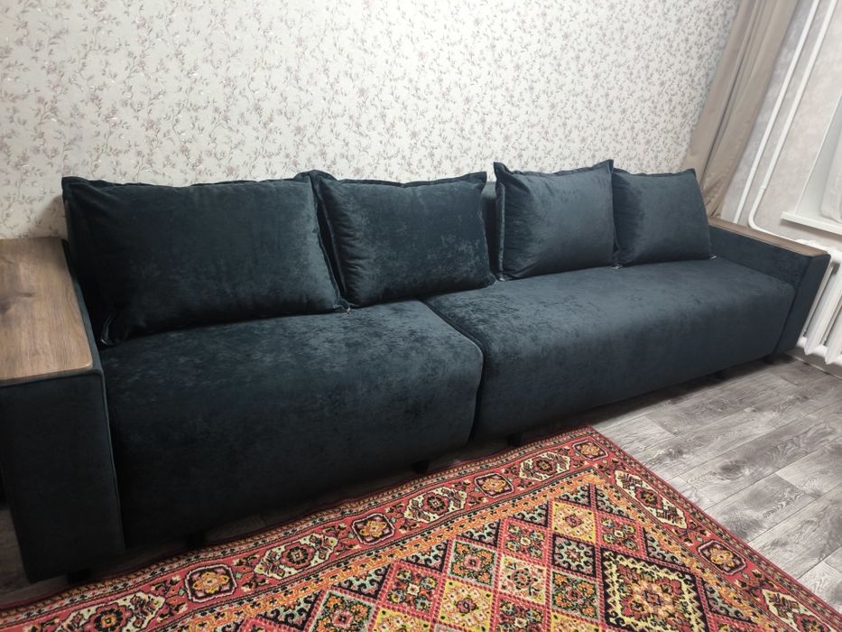 Продаю новый диван