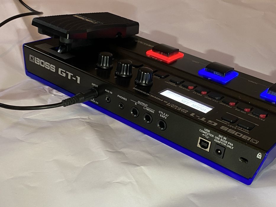 procesor chitara pedala multiefect boss gt 1