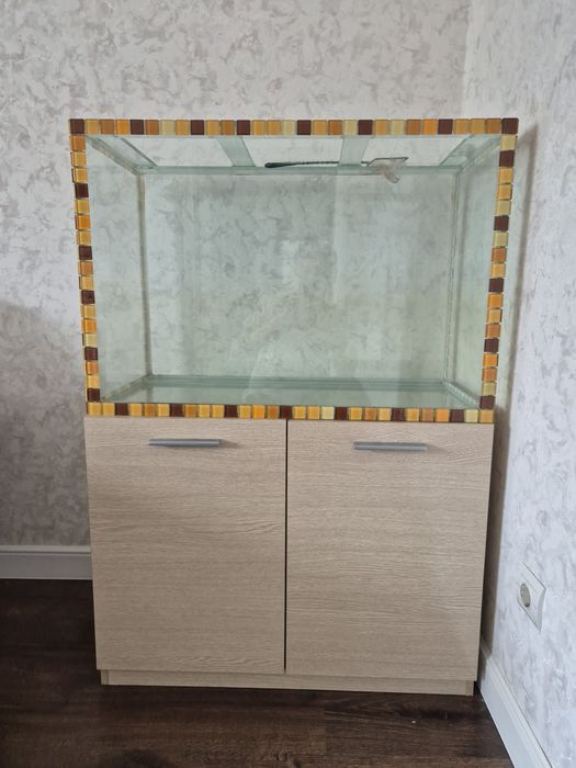 Аквариум с рыбками