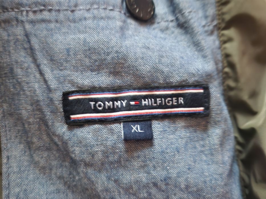 Tommi hilfiger яке в цвят зелен размер XL