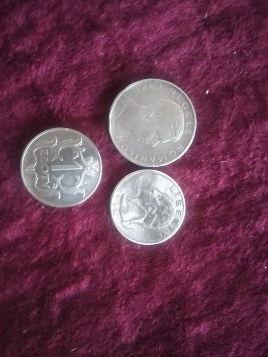 Antikvar tangalar sotiladi