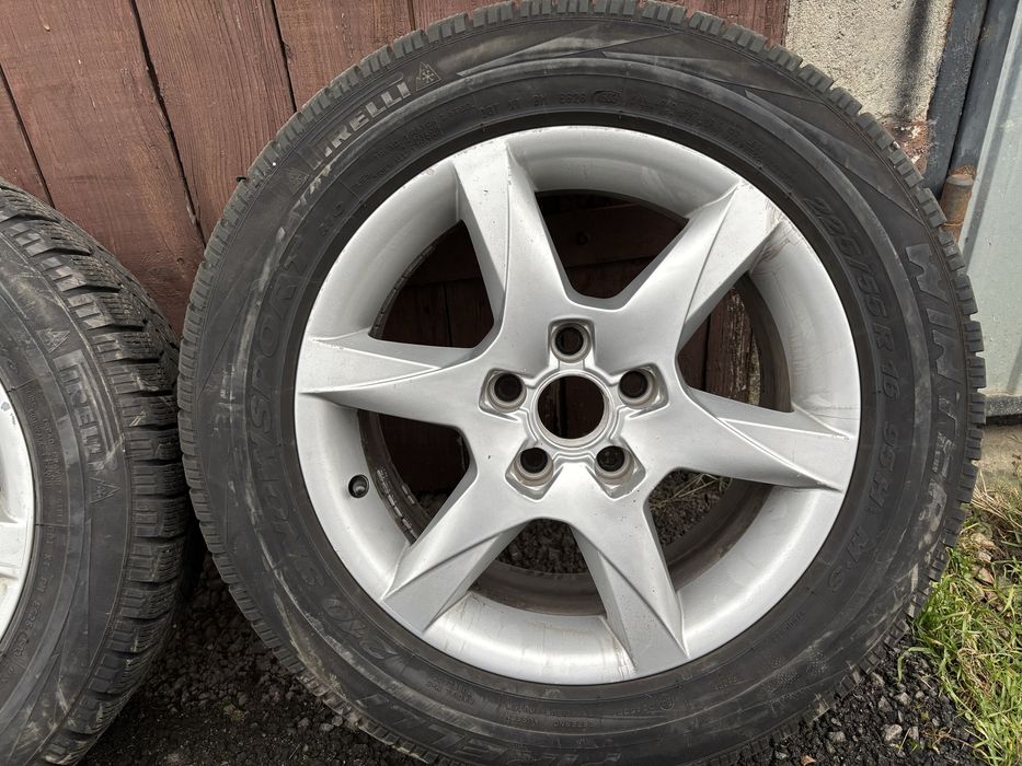 Da vânzare Jante cu cauciucuri de iarnă 225/55/R16