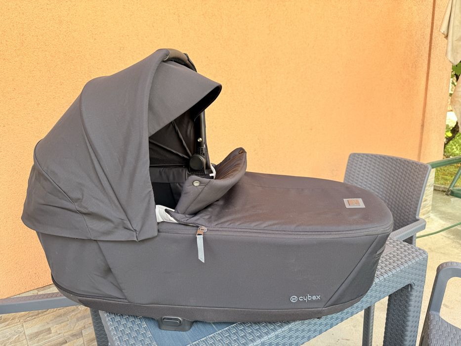 Кош за новороденo Priam Lux sepia black Cybex