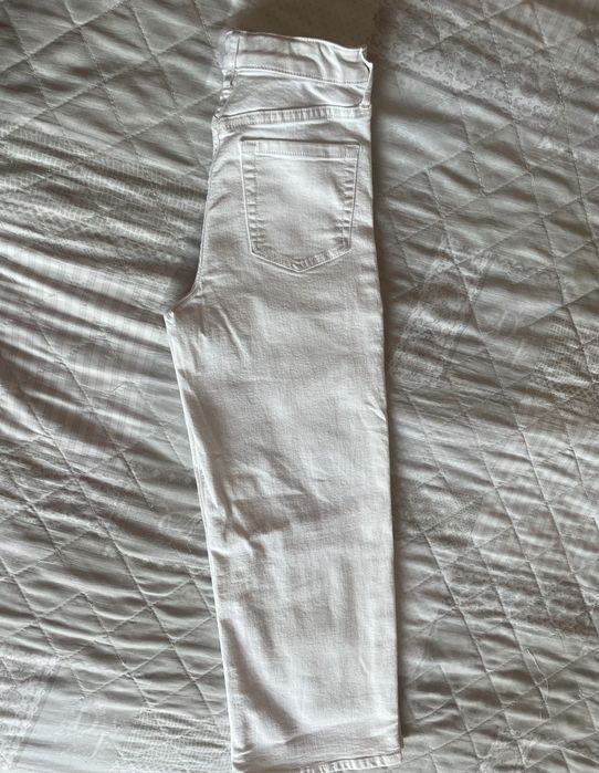 Детски дънки на HM