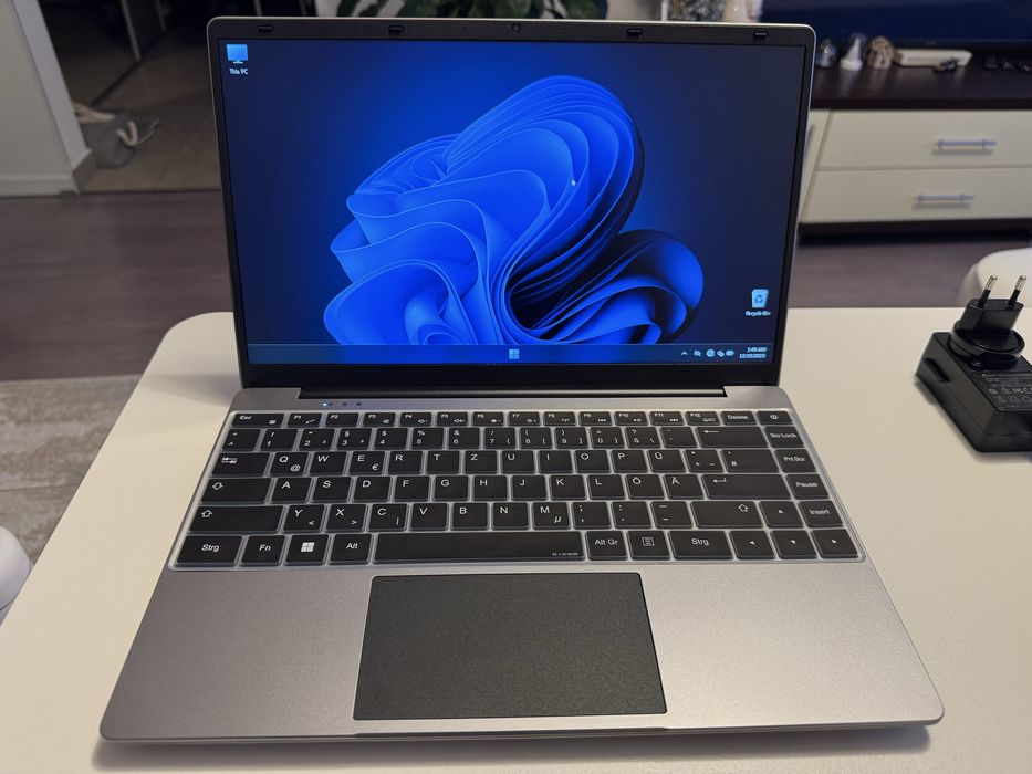 Laptop Jumper EZbook S5 - Intel Celeron J4105, 12GB RAM, 256GB SSD