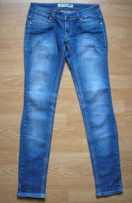 Нов черен панталон „Bershka“, размер 40, Дънки