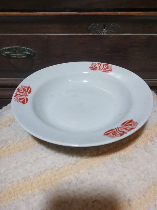 Новая посуда косушки глубокие тарелки и ляган