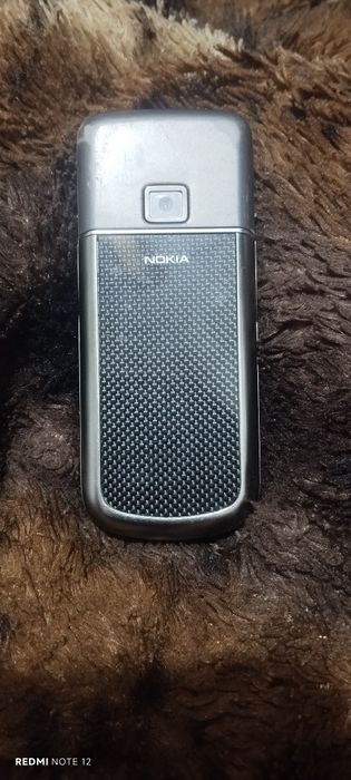 Nokia 8800 carbon