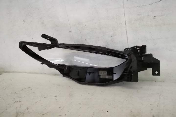 Мазда 6 / Mazda 6 GJ Оригинално дясно предно стъкло в добро състояние.