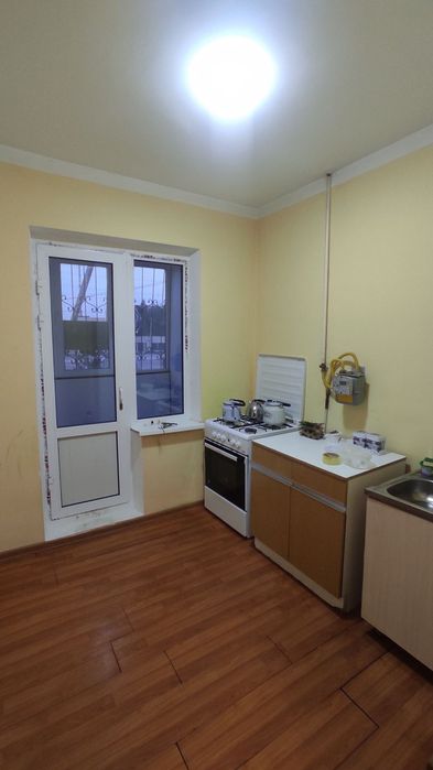 Uy yaxshi xolatda. Narxi yana kelishiladi