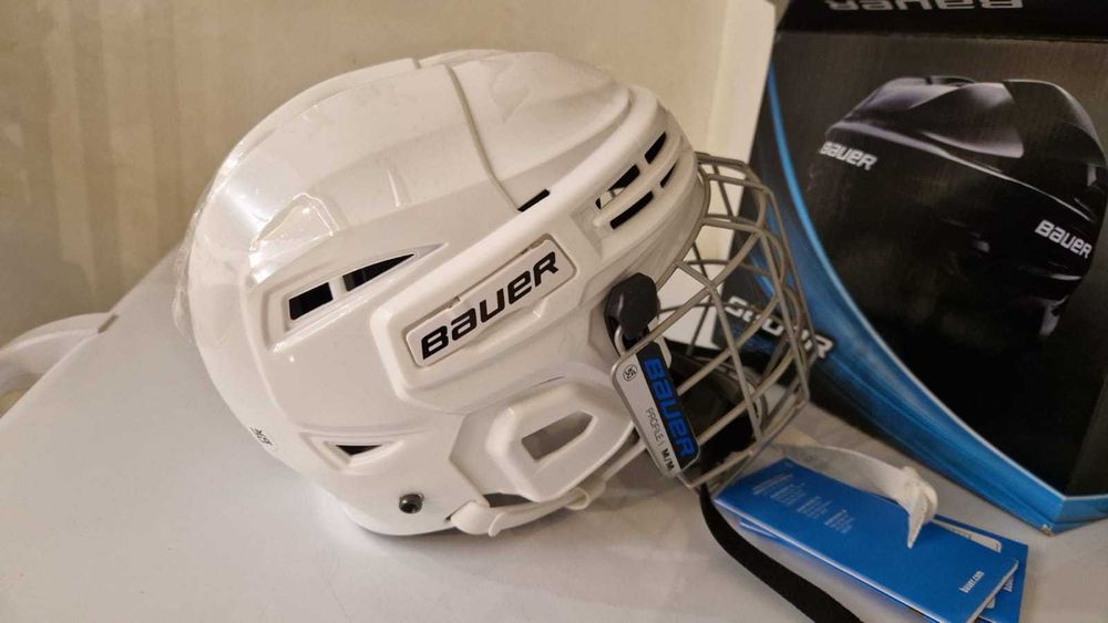 Шлем хоккейный CCM.Bauer