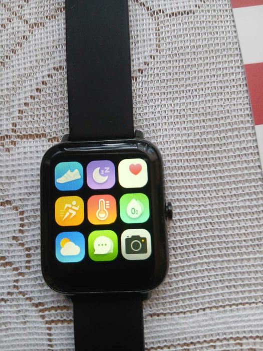 Vând smartwatch