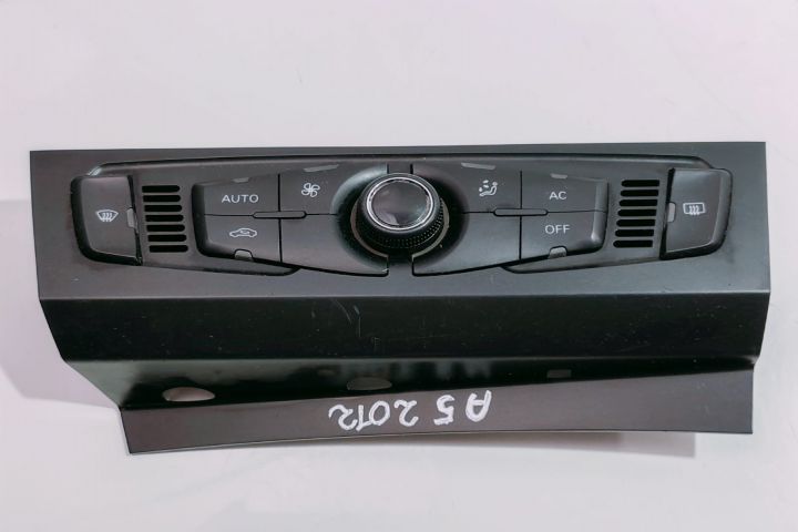 Panou Comanda AC 8T2820043AD Audi Q5 8R