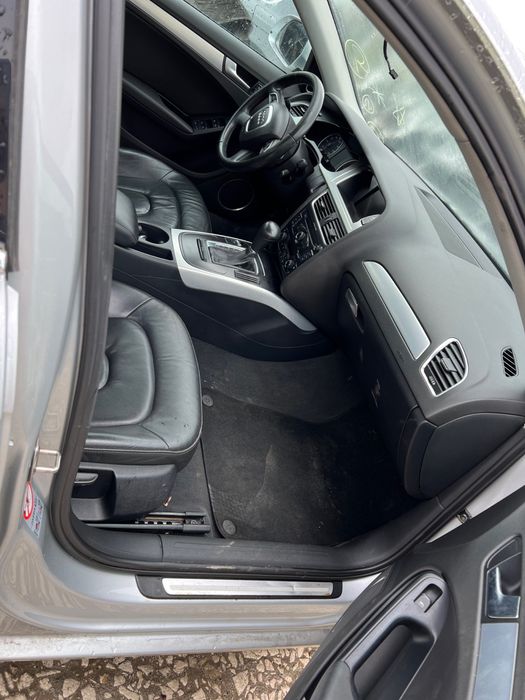 Audi A4 B8 на части 2.7tdi седан автомат