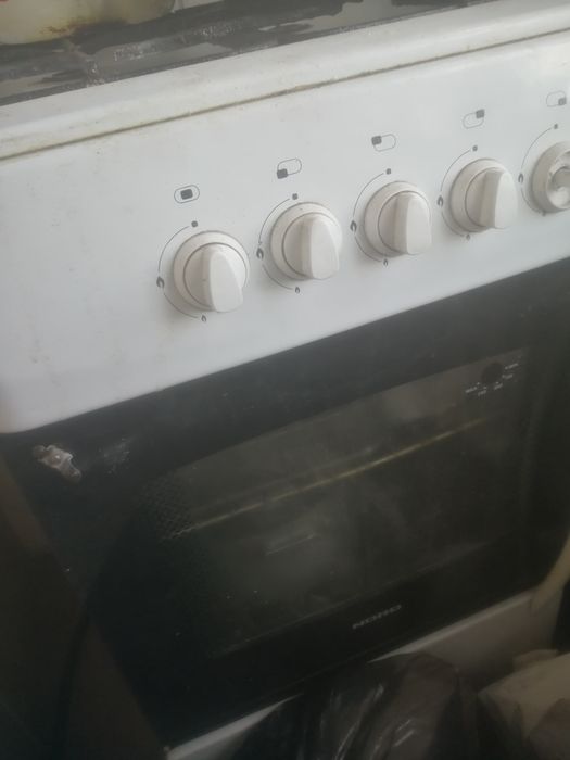 Срочно продам газ плиту за 20