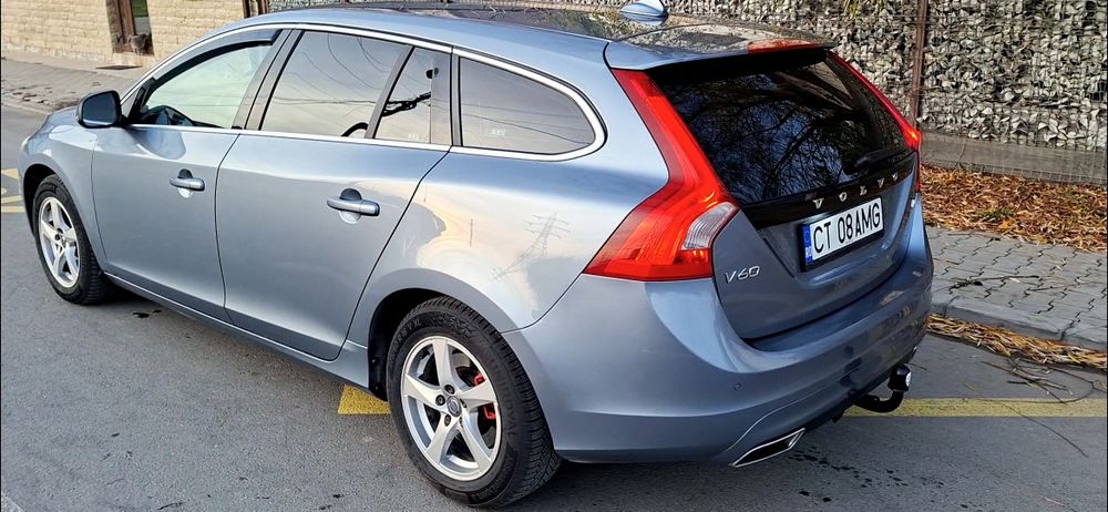 VOLVO V60 2018 190 CP Euro 6