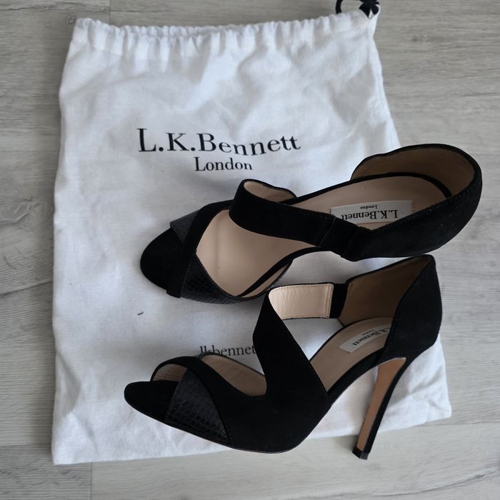 LkBennett Sandale