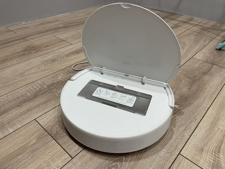 Робот пылесос Mi Robot Vacuum Mop 2 Lite