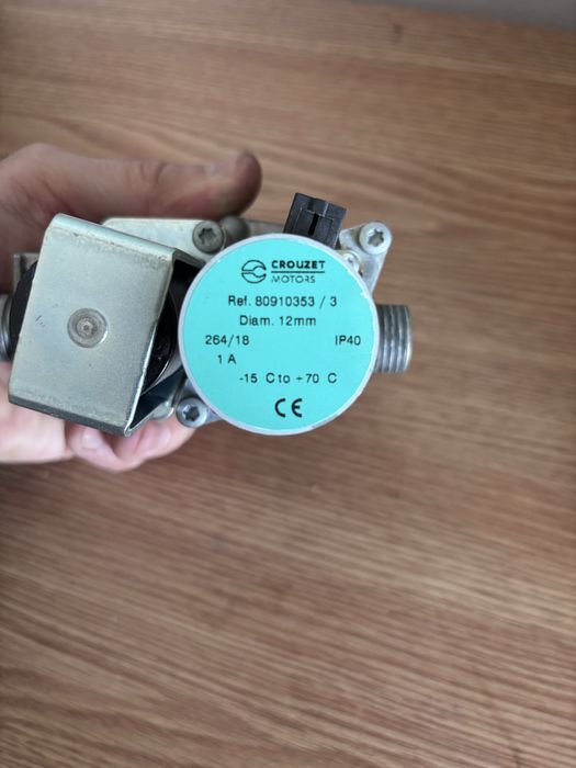 Vană gaz centrală termică Vaillant